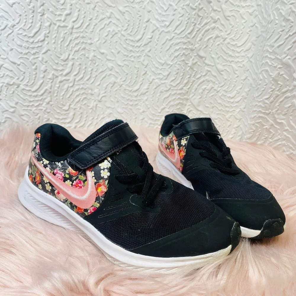 Nike Black Floral Sneakers